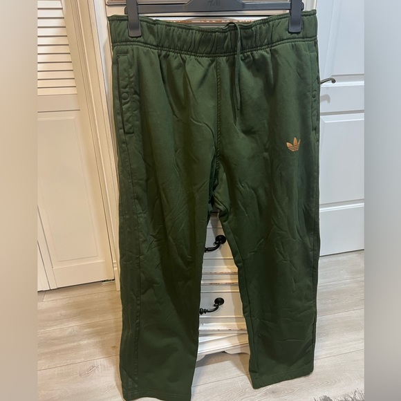 Adidas Men Sweatpants Size 2XL - Picture 1 of 7